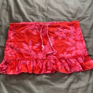 Sold. Y2k mini skirt